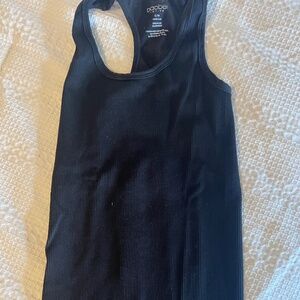 The Hug Compression Tank - pregnancy and postpartum